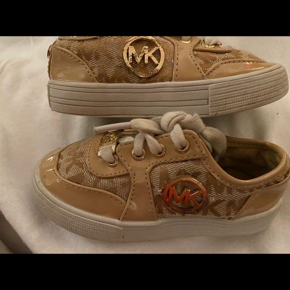 Michael Kors Toddler Shoes sz7 - Picture 1 of 10